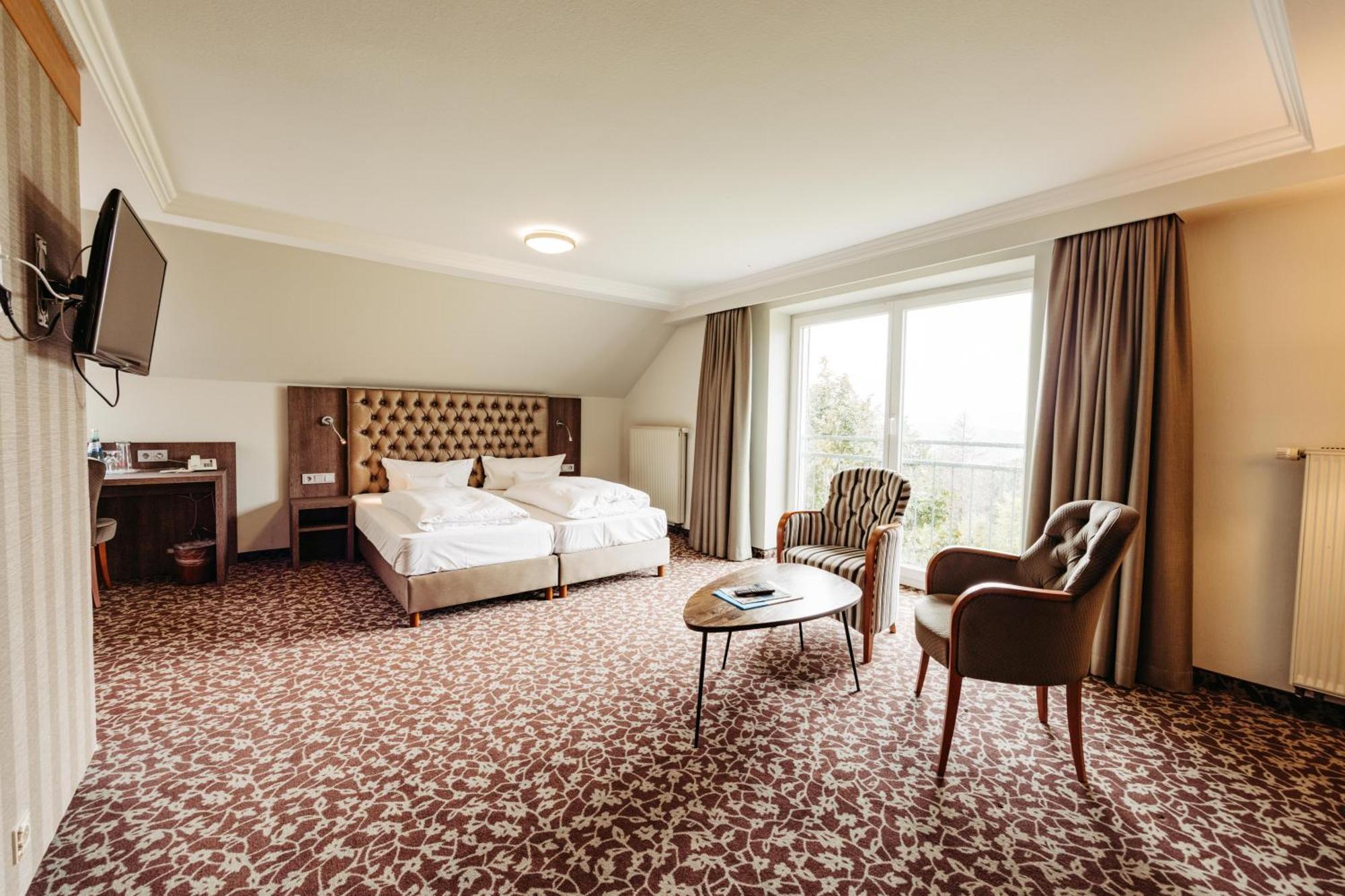 Berghotel Hoher Knochen Winterberg Rum bild