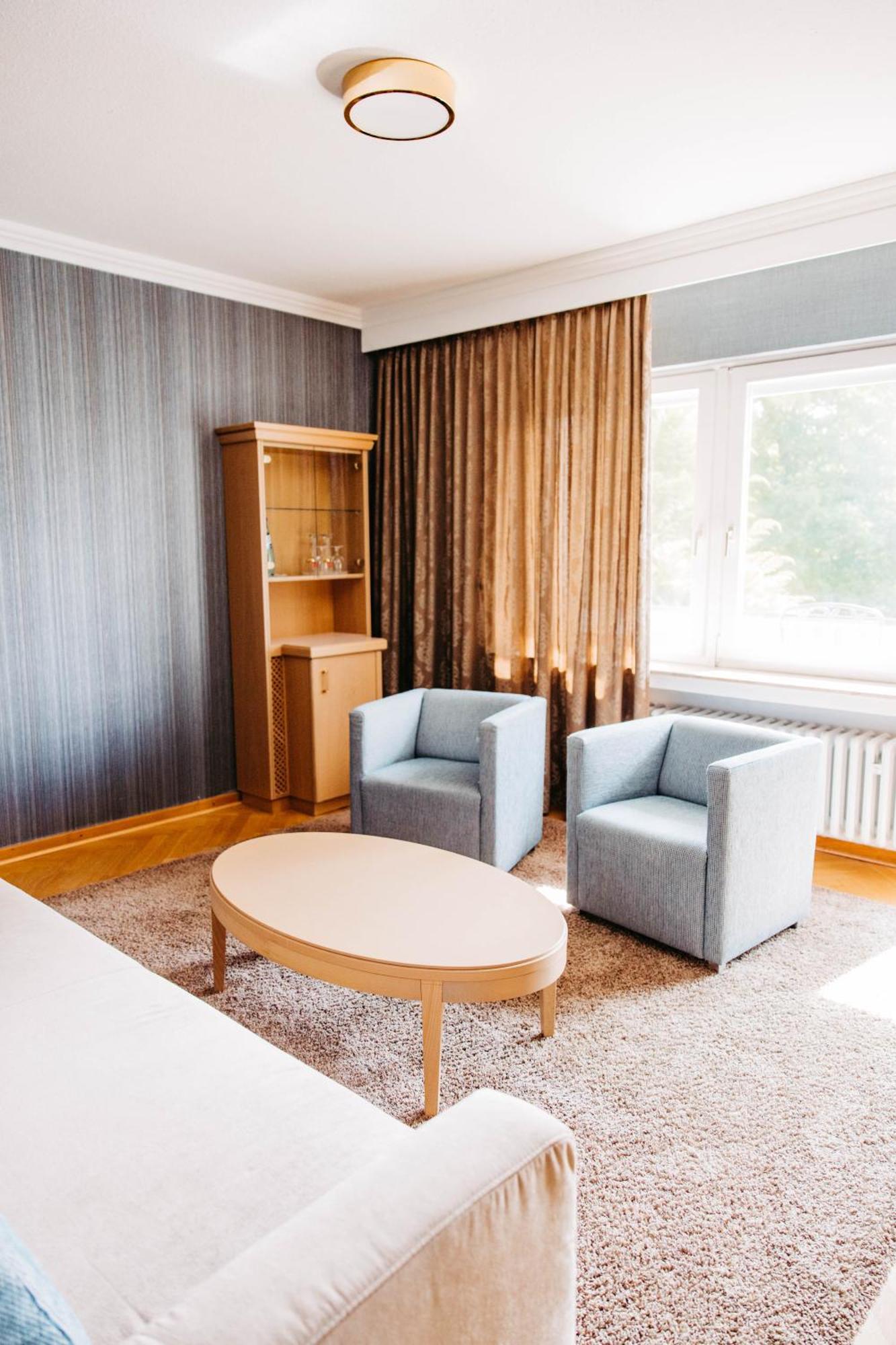 Berghotel Hoher Knochen Winterberg Exteriör bild