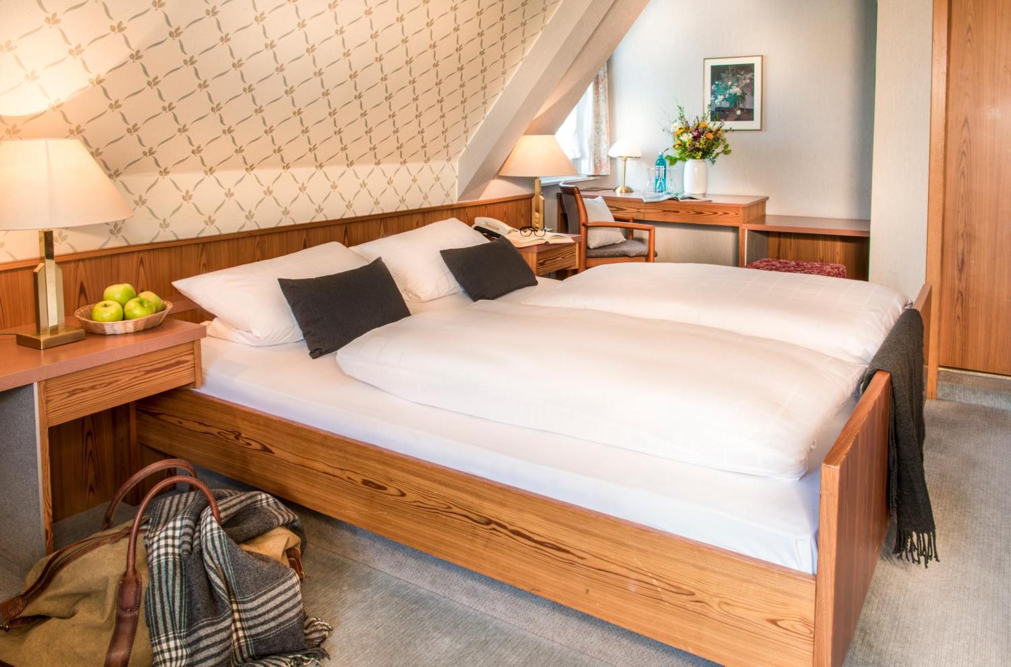 Berghotel Hoher Knochen Winterberg Exteriör bild